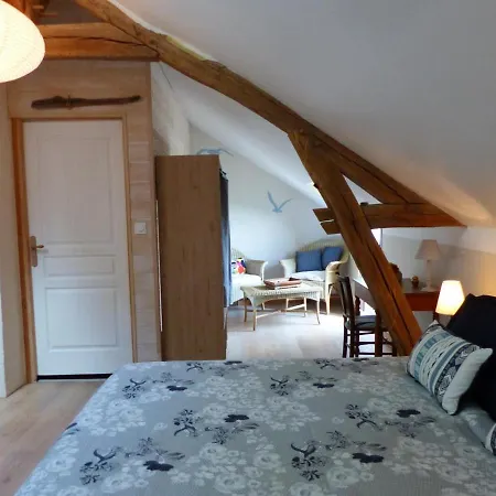 Ressourcez-vous Dans Cette Ferme Avec Cheminee, Jardin, Terrasse Couverte Et Equipements Modernes - Fr-1-489-435 *