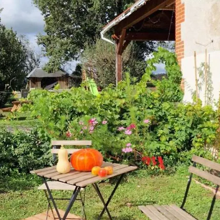 Ressourcez-vous Dans Cette Ferme Avec Cheminee, Jardin, Terrasse Couverte Et Equipements Modernes - Fr-1-489-435 Vakantiehuis *